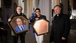  Portret trumienny i epitafium śp. prezydenta Pawła Adamowicza trafiły do Bazyliki Mariackiej
