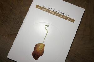  Łzy wzruszenia i uśmiech przez łzy - premiera książki Katarzyny Żelazek „Śmierć prezydenta”