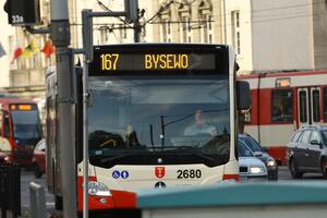  UWAGA - udogodnienia dla pasażerów: poranne kursy trzech linii z podwójnymi autobusami 