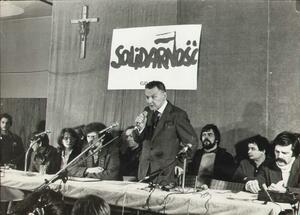 Lech Bądkowski podczas obrad związkowców „Solidarności” jesienią 1980 roku