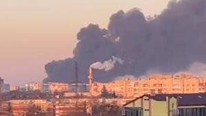  Powietrzny atak Rosjan na lotnisko we Lwowie. Z miasta widać było wielki warkocz dymu 