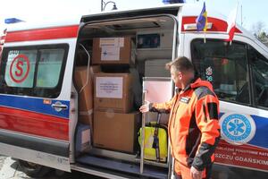  Pomorze pomaga Ukrainie. Karetka i sprzęt medyczny w drodze do Lwowa