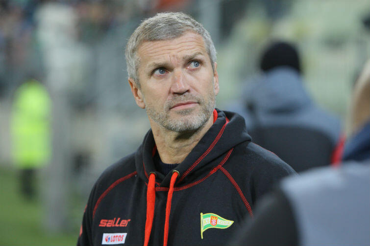 Thomas von Heesen był trenerem Lechii Gdańsk od 1 września 2015 roku.
