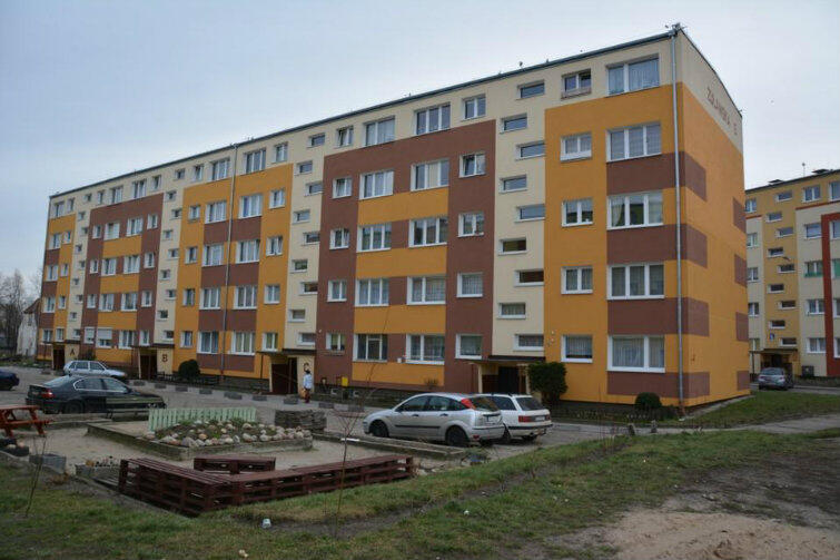 Do starań o fundusze z programu „Wspólne Podwórko” mogą przystąpić wspólnoty mieszkaniowe z całego Gdańska. Na zdjęciu podwórko przy ul. Żuławskiej 5 na Oruni po metamorfozie.
