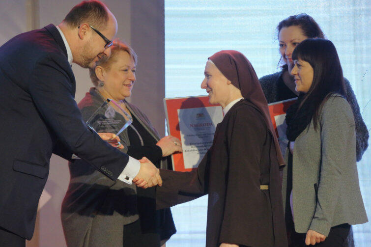 Nagrodę otrzymało również Towarzystwo Opieki nad Ociemniałymi Ośrodek Rehabilitacyjno-Wypoczynkowy w Sobieszewie.
