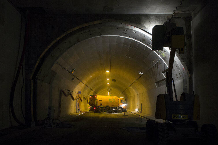 Tunel, jeszcze w czasie ostatnich prac wykończeniowych, na początku 2016 r. 