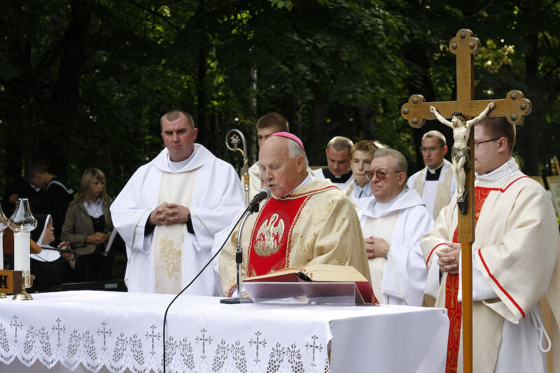 1 września 2008 - Msza św. odprawiona przez Arcybiskupa Tadeusza Gocłowskiego w intencji poległych obrońców Westerplatte
