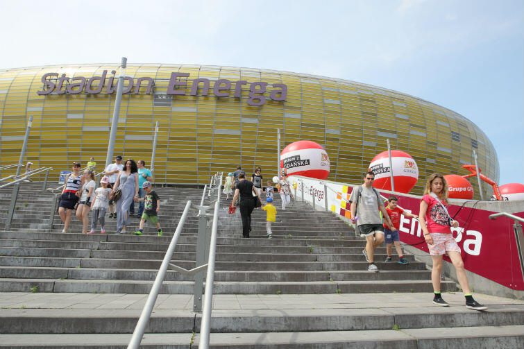 Na Stadion Energa Gdańsk rozgrywane są przede wszystkim mecze piłkarskie Lechii Gdańsk (od czasu do czasu także reprezentacji Polski), ale odbywają się również imprezy rozrywkowo-edukacyjne, np. Festyn Rodzinny Gdańsk Dzieciom czy koncerty muzyczne (już 20 czerwca 2017 roku zagra legendarny zespół Guns N' Roses) 