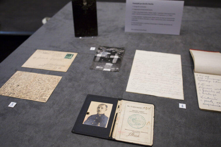 Setki osób przekazały do Muzeum II WŚ swoje cenne rodzinne pamiątki...
