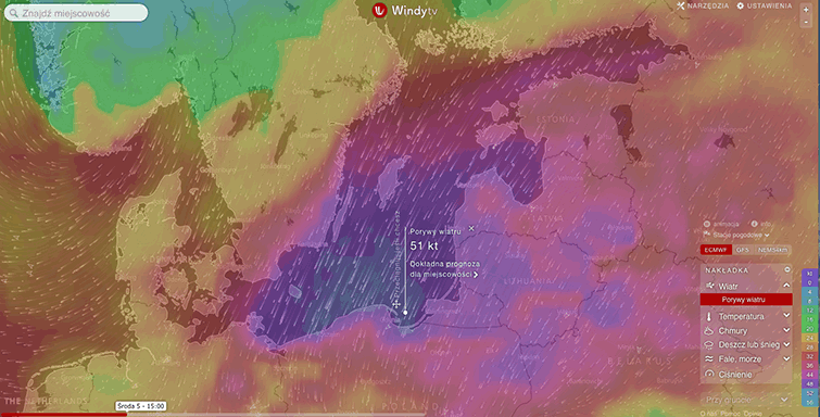 W środę o godzinie 15 porywy wiatru mogą sięgnąć na Zatoce Gdańskiej 51 węzłów, czyli 95 km/h. Bardzo ciekawie prognozę wizualizuje portal windyty.com