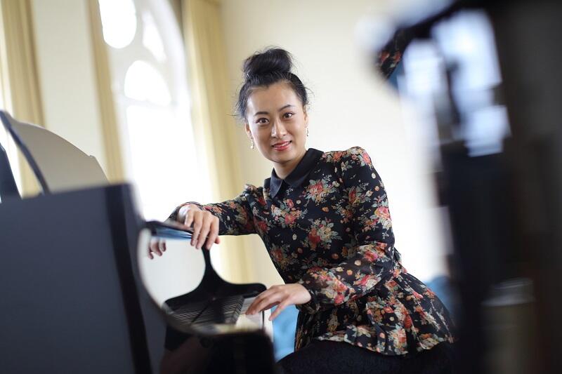Zhang Chao Ying:  Chciałabym żeby więcej ludzi w Europie dowiedziało się w jaki sposób gra na fortepianie rozwijała się w Chinach