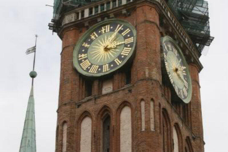 Zegar na wieży Ratusza Głównomiejskiego w Gdańsku