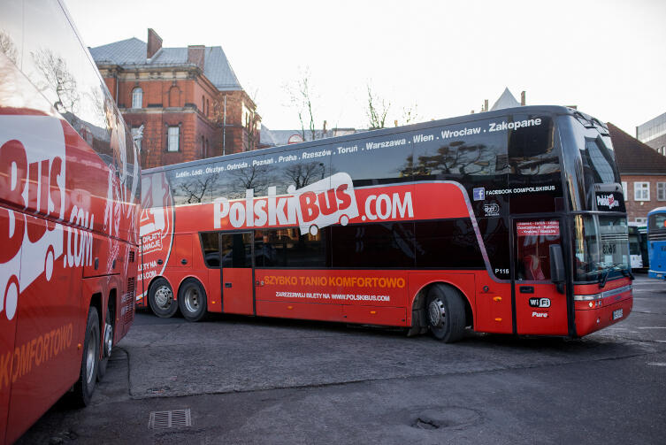 Polskie Busy na dworcu PKS w Gdańsku. Teraz pojadą do Wilna