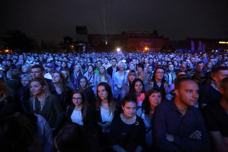 Tłumy na gdańskiej Ołowiance podczas festiwalu Solidarity of Arts 2016