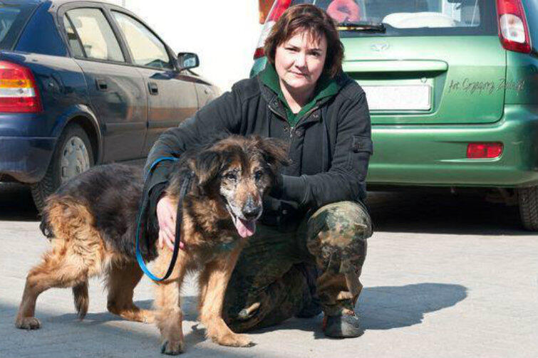 Sprawa Franka - wdzięcznego psa, który ślepy i głuchy znalazł nowy dom - była głośna w marcu 2015 r. O tym właśnie będzie nasz wideoczat: o bezinteresownej miłości do zwierząt 