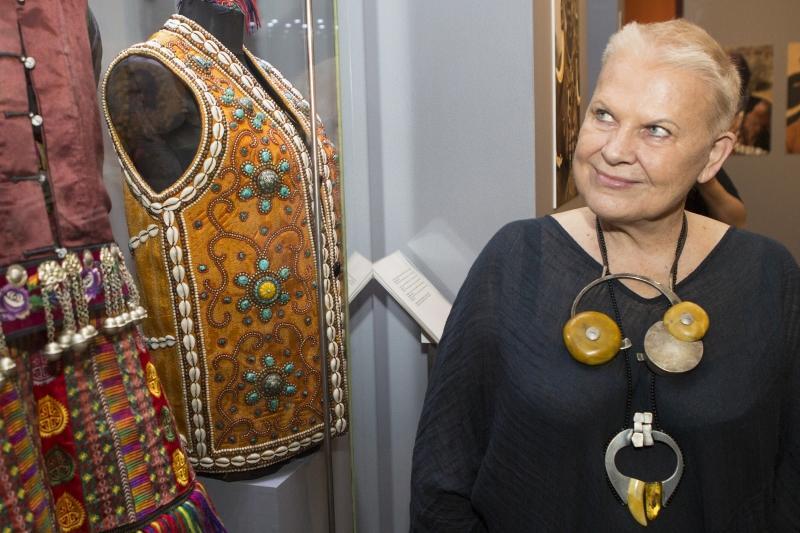 Biżuteria świata i fotografie słynnej polskiej podróżniczki Elżbiety Dzikowskiej w Muzeum Bursztynu - cieszącym się największą popularnością oddziale Muzeum Historycznego Miasta Gdańska