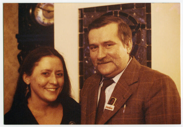Anna Maria Mydlarska z Lechem Wałęsą w styczniu 1987 roku w biurze w parafii św. Brygidy w Gdańsku