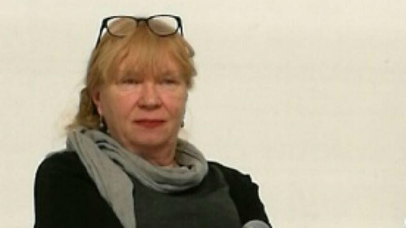 Prof. Marta Leśniakowska jest współautorką zbioru esejów pt. Architektki 