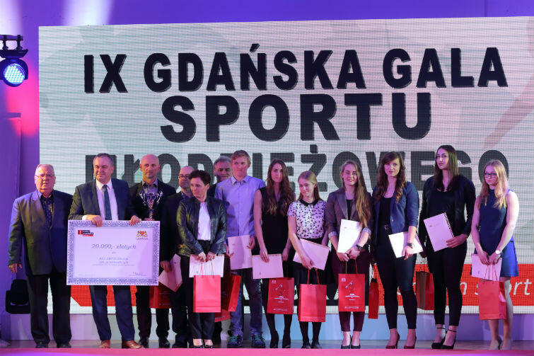 Wyróżnione sekcje sportowe gdańskich klubów otrzymały nagrody w wysokości od 3 do 25 tys. zł 