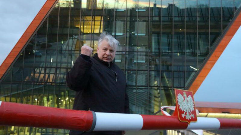 Bogdan Borusewicz podczas protestu 