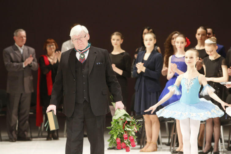 Bronisław Aubrecht Prądzyński, zasłużony dyrektor gdańskiej Szkoły Baletowej, odznaczony Złotym Medalem Zasłużony Kulturze Gloria Artis