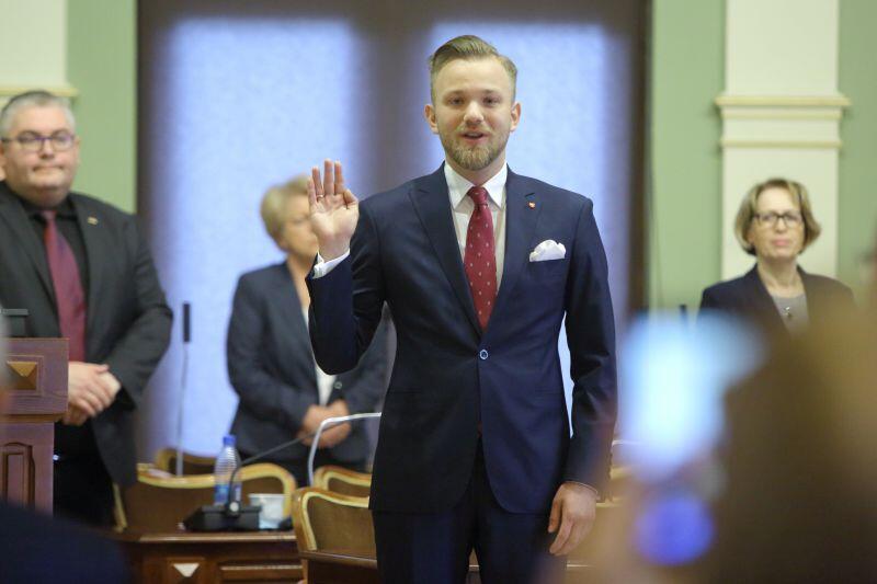 Mateusz Skarbek to nowy radny miasta Gdańska. We wtorek złożył ślubowanie
