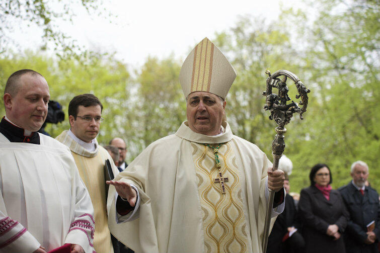 Nuncjusz apostolski, abp Salvatore Pennacchio, podczas uroczystości w św. Wojciechu. W imieniu papieża Franciszka przekazał słowa błogosławieństwa dla Ziemi Gdańskiej