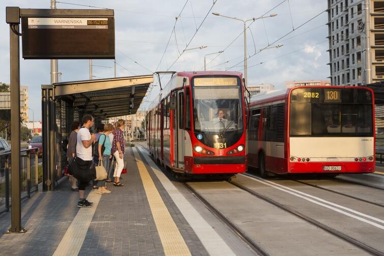 Wiekopomna chwila: tramwaj dojechał na Piecki - Migowo po raz pierwszy, 31 sierpnia 2015 r.