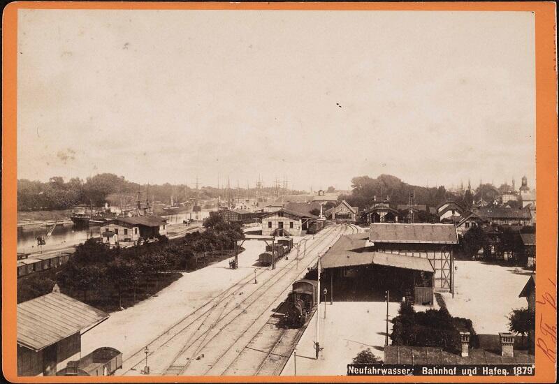 Widok na dworzec i port w Nowym Porcie, 1879 r.