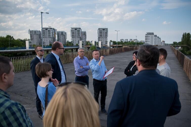 We wtorek na terenie Zaspy-Młyniec odbył się spacer gospodarski po dzielnicy z udziałem prezydenta Gdańska, Pawła Adamowicza