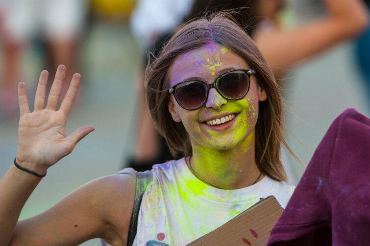 Festiwal Kolorów co roku przyciąga na plac Zebrań Ludowych tysiące młodych