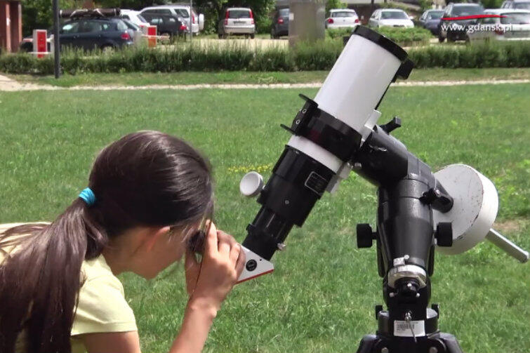 W Centrum Hewelianum można za dnia bezpiecznie obserwować słońce - dzięki wyjątkowym lunetom ze specjalnymi filtrami