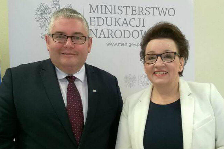 Wiceprezydent Gdańska Piotr Kowalczuk z Anną Zalewską, minister edukacji narodowej