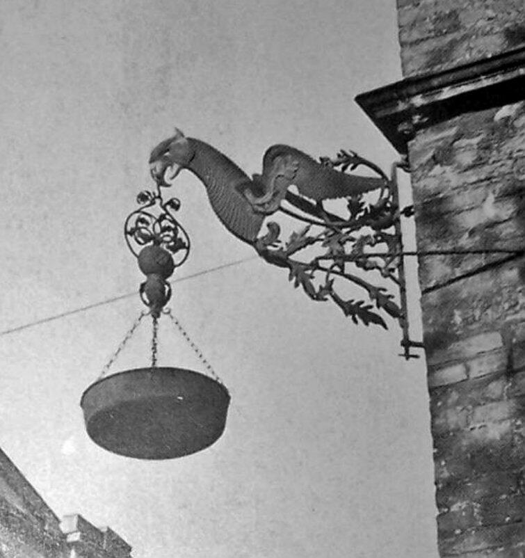 Tak latarnia smolna prezentowała się na gdańskim ratuszu przed 1945 r.
