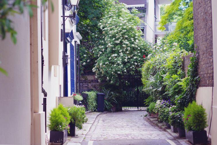 Dla miłośników spokoju Londyn oferuje wiele nieodkrytych uliczek i zakątków, gdzie rzadko spotkamy turystów