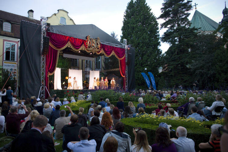 Koncerty w Parku Oliwskim cieszą się dużym zainteresowaniem melomanów