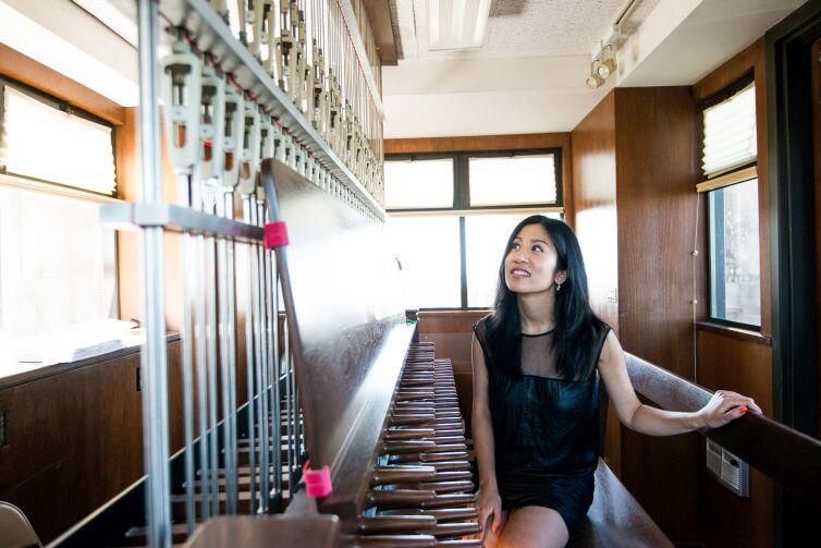 Tiffany Ng - amerykańska carillonistka - zagra w Gdańsku na zakończenie cyklu koncertów