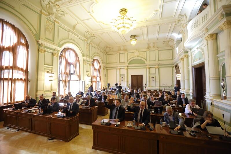 W czwartek pierwsza powakacyjna sesja Rady Miasta Gdańska. Oglądajcie na żywo na www.gdansk.pl