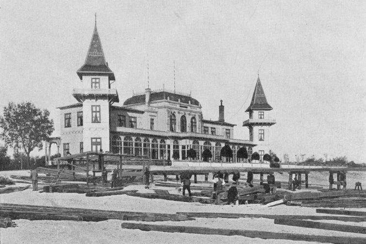 Historyczna Hala Plażowa w Brzeźnie, początek XX wieku