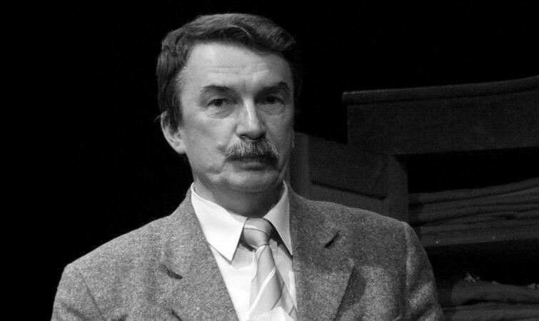 Prof. Jan Ciechowicz