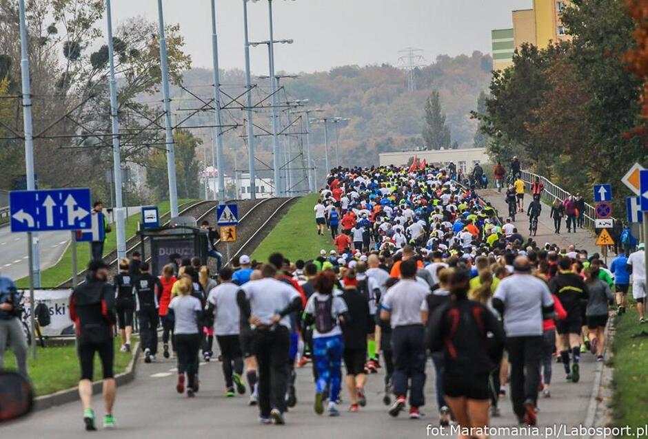 W ubiegłorocznej edycji półmaratonu wzięło udział ponad trzy i pół tysiąca osób