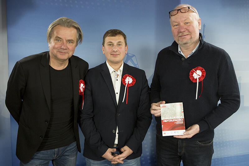 Goście programu 'Wszystkie strony miasta'. Od lewej: Michał Juszczakiewicz, Paweł Buczyński i Marek Lesiński 