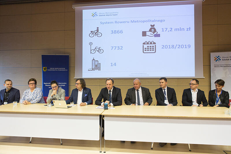 Podpisanie umowy na budowę Systemu Roweru Metropolitalnego odbyło się 14 listopada podczas kongresu Smart Metropolia