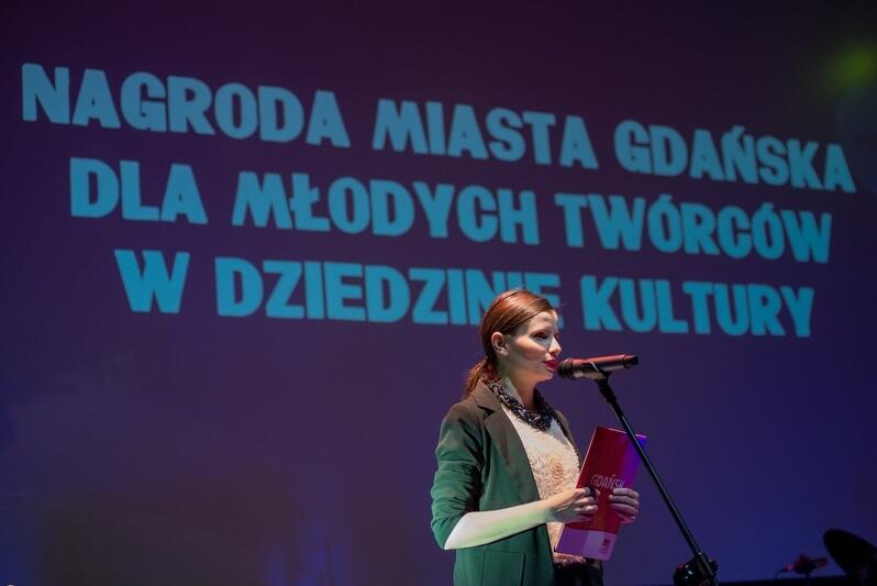 Nagrody Miasta Gdańska dla Młodych Twórców w Dziedzinie Kultury przyznawana jest od 2000 roku. Nz. Barbara Świąder-Puchowska, również laureatka tej nagrody