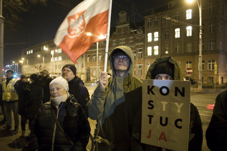 'Polsko obudź się!' skandowali uczestnicy protestu 