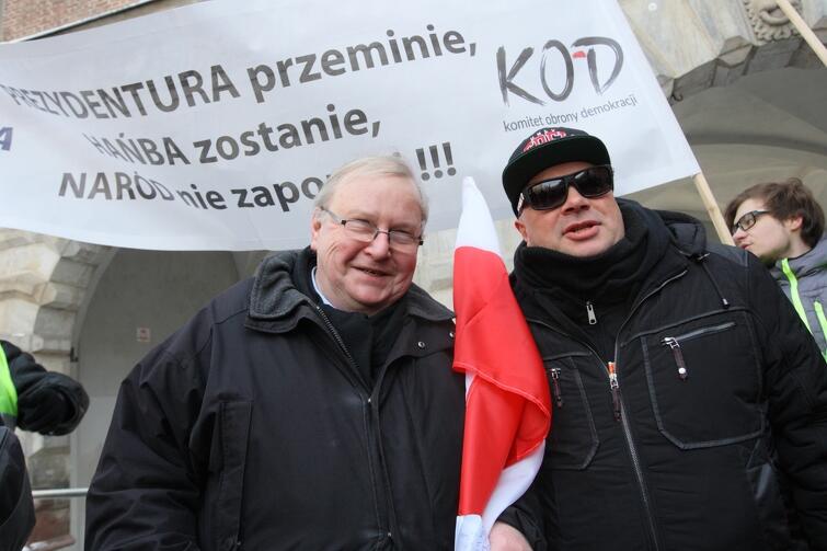 Z Krzysztofem Skibą na manifestacji w styczniu 2016 r.