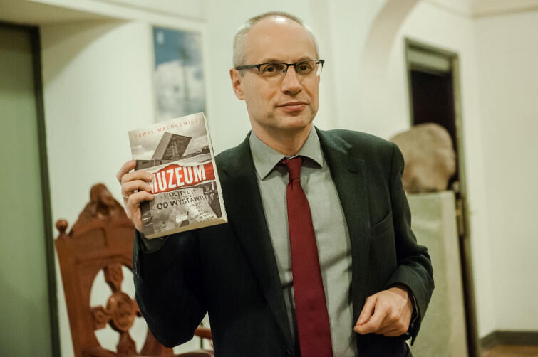 Prof. Paweł Machcewicz w Sopocie prezentuje swoją książkę 'Muzeum'