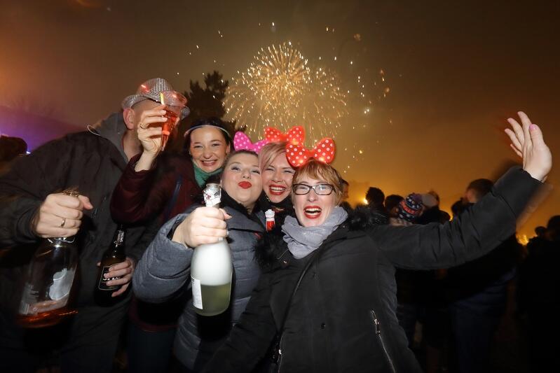 Gdańszczanie powitali Nowy Rok na Targu Węglowym