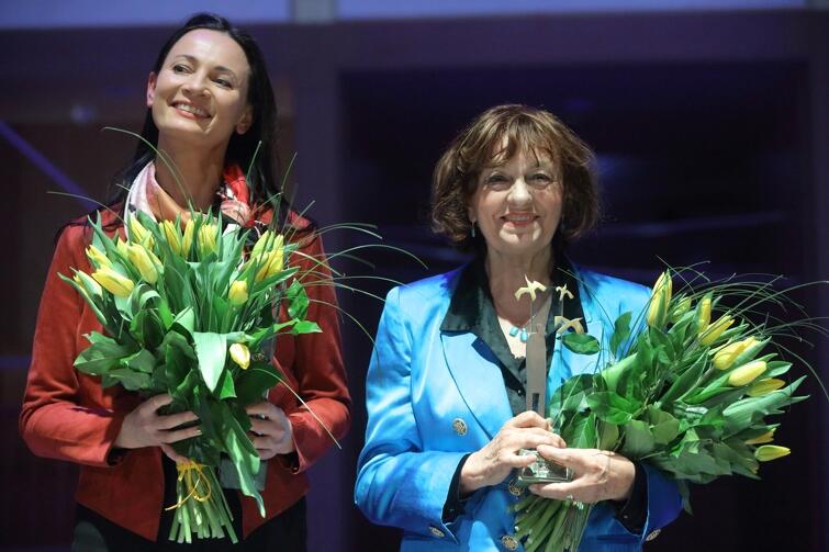 Rok temu nagrodę Europejski Poeta Wolności otrzymała poetka Ana Blandiana z Rumunii (po prawej) i tłumaczka Joanna Kornaś-Warwas