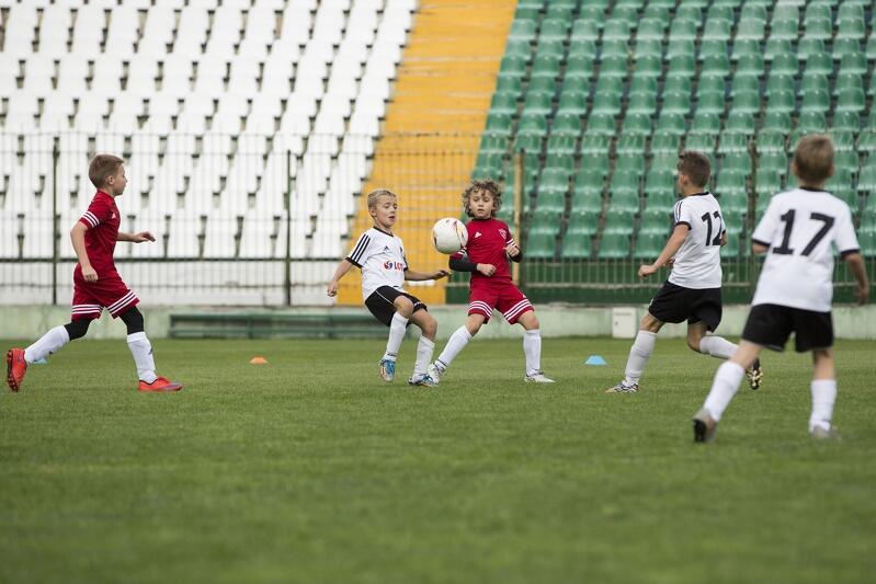 Piłką interesują się od najmłodszych lat. Mistrzostwa Gdańska juniorów